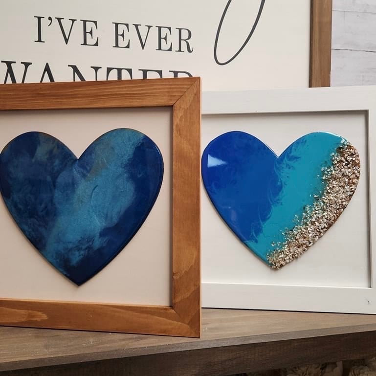 Framed heart resin board