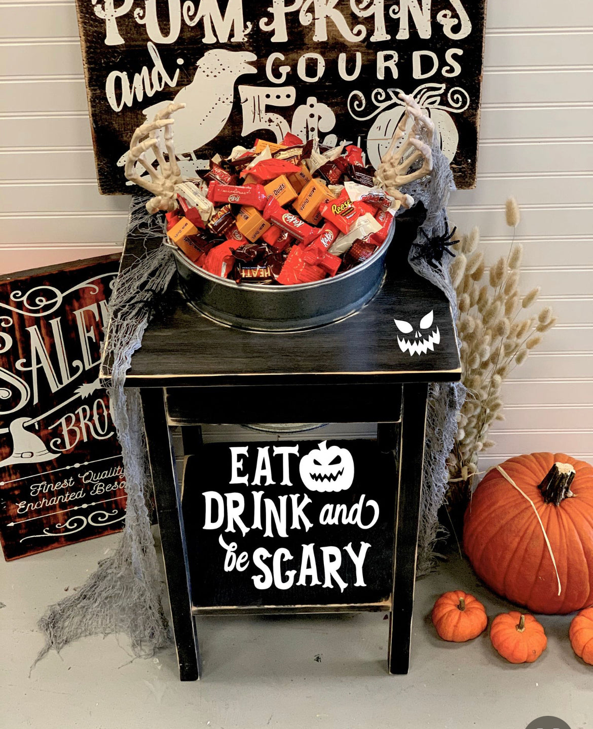 Candy Boxes/Bucket/Stands