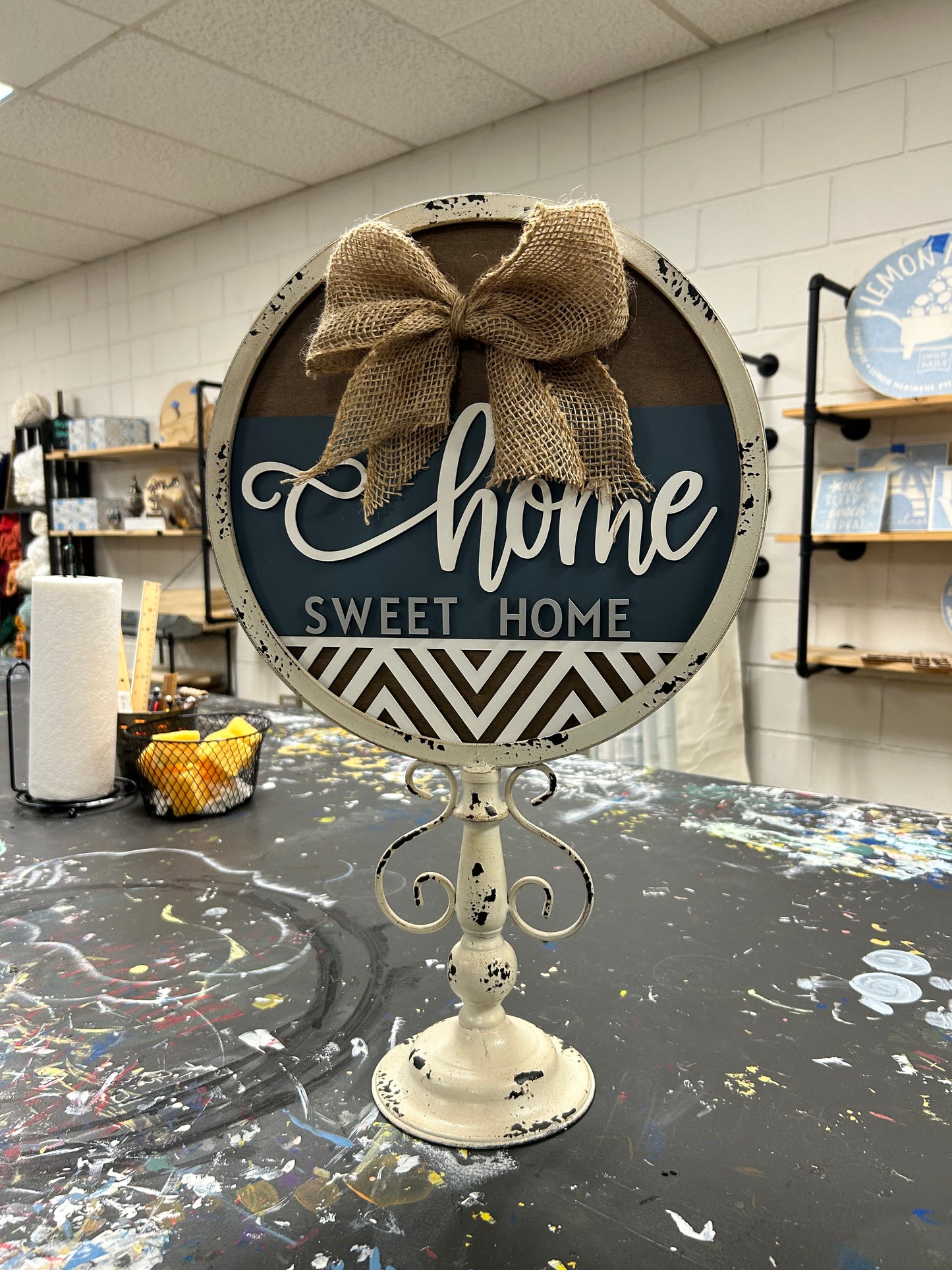 Pedestal frame **LIMITED QUANTITY**