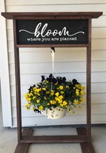 Hanging Plant Stands-12/9/23 (V)