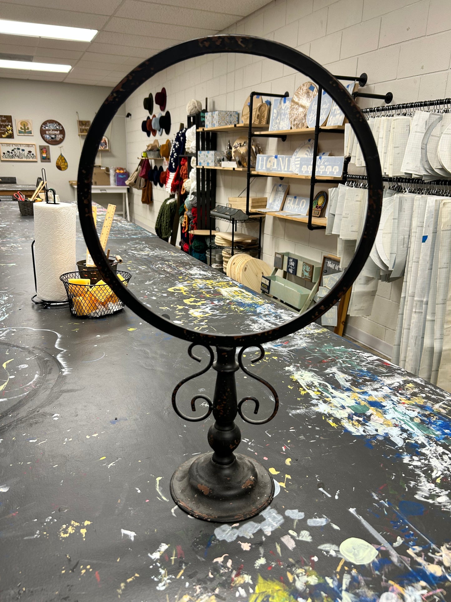 Pedestal frame **LIMITED QUANTITY**